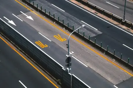 Shumë aksidente dhe ngecje në trafikun në rrugët M7 dhe 7.